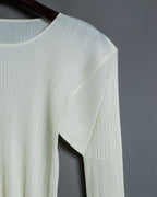 "PLEATS PLEATS" white shirt