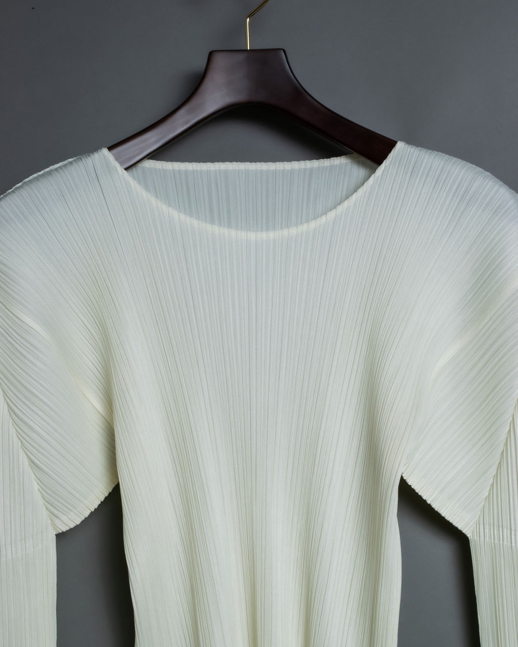 "PLEATS PLEATS" white shirt