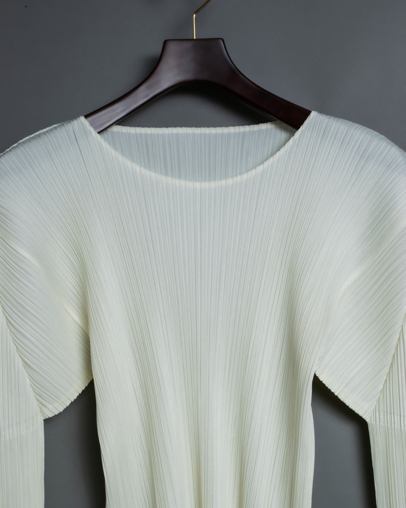 "PLEATS PLEATS" white shirt