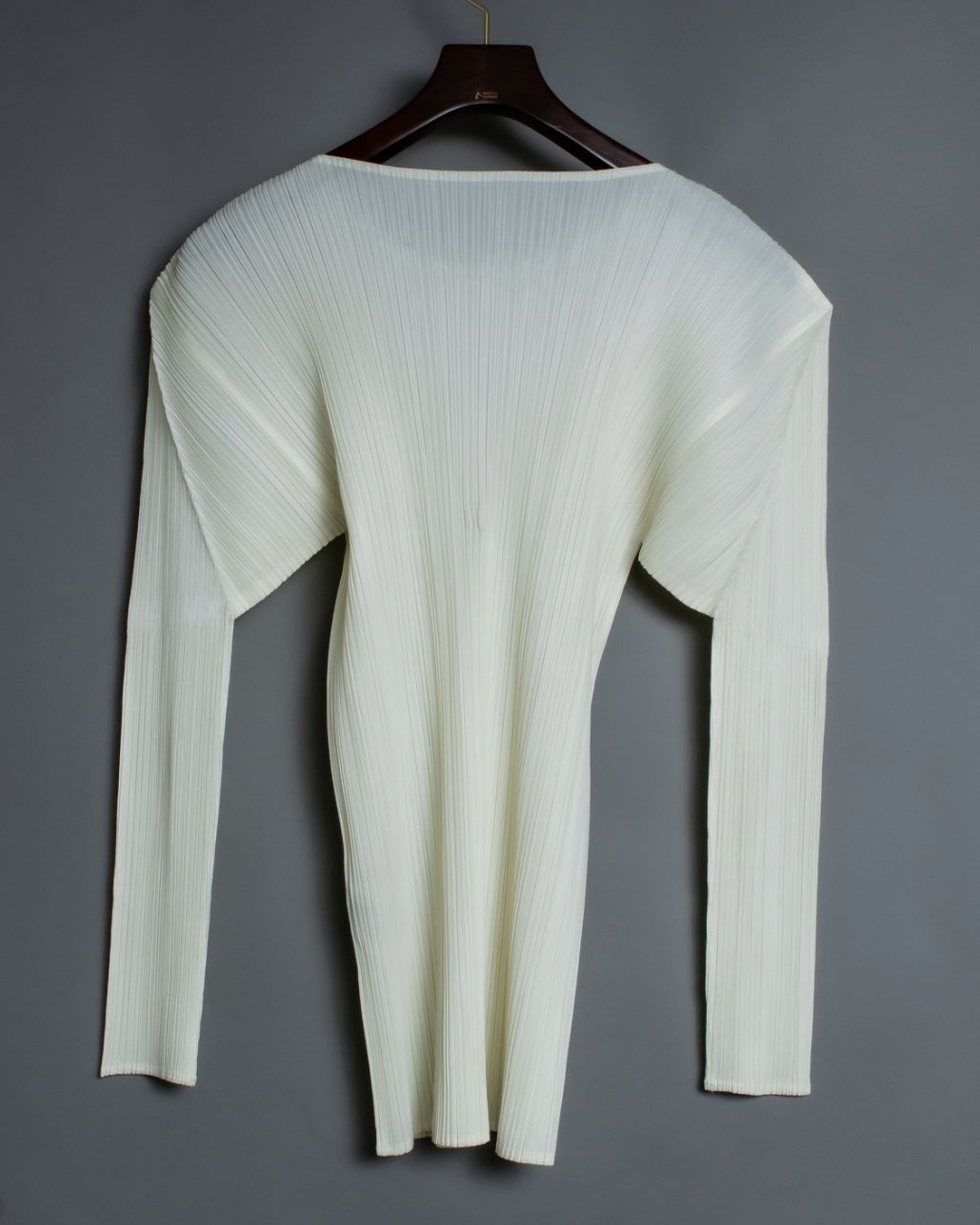 "PLEATS PLEATS" white shirt