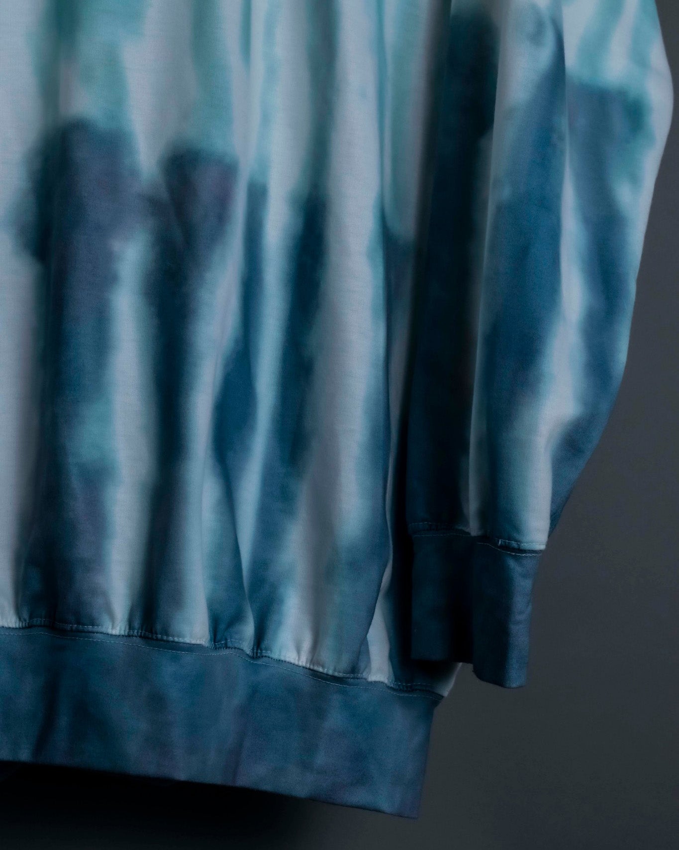 Parody Logo Bleach Knit