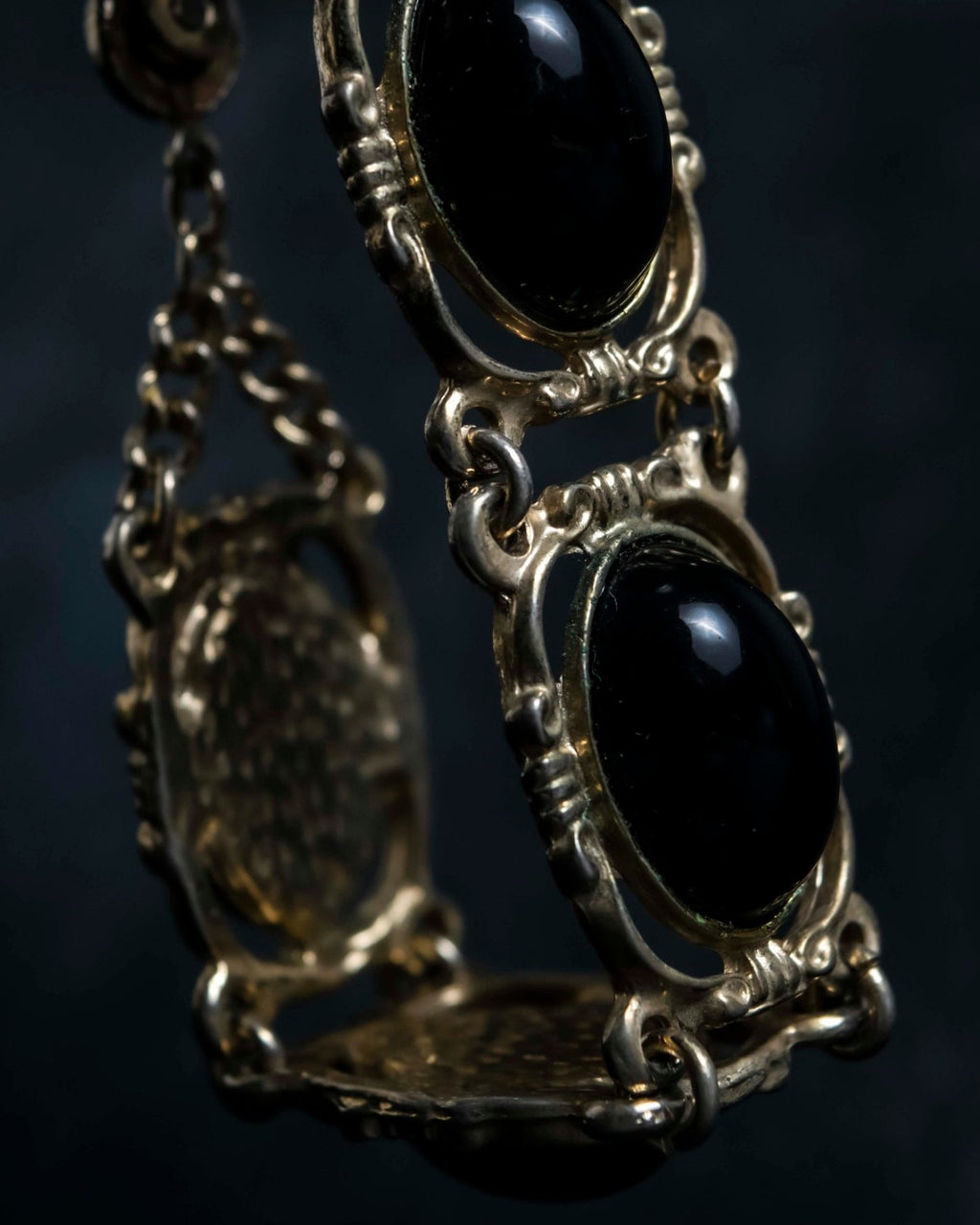 Vintage Ancient Design Bangle