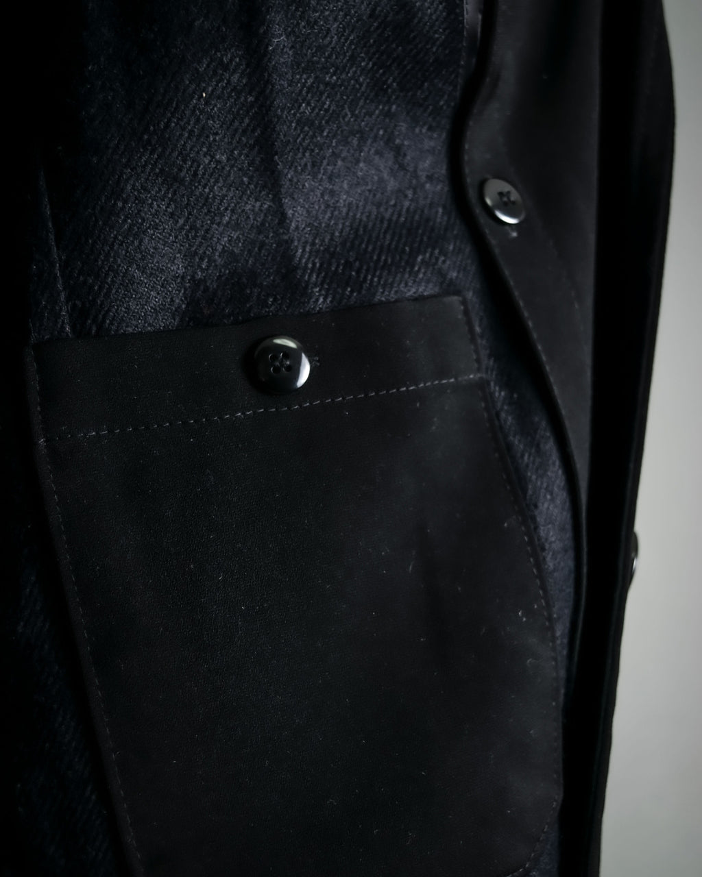 Beautiful Back Waist Drawer Coat