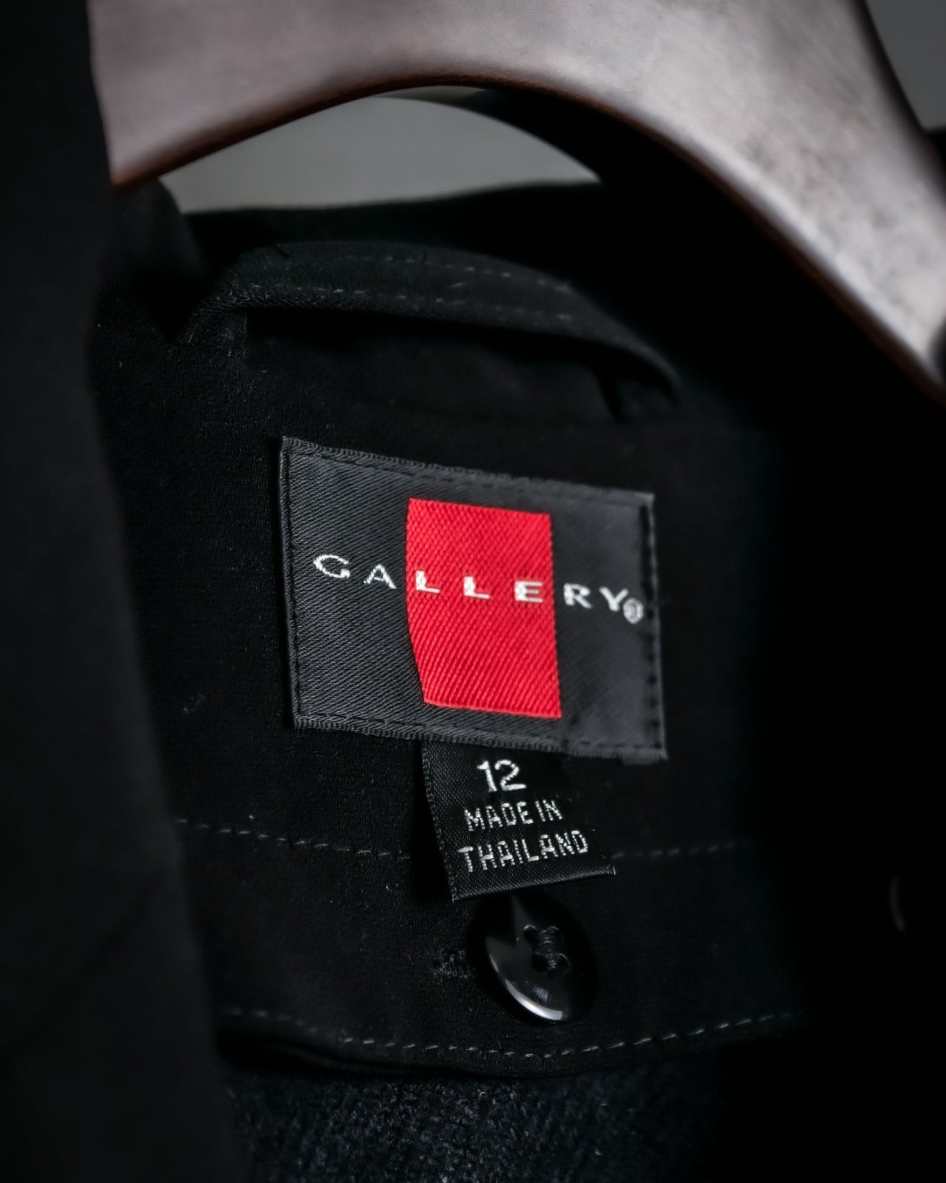 Beautiful Back Waist Drawer Coat