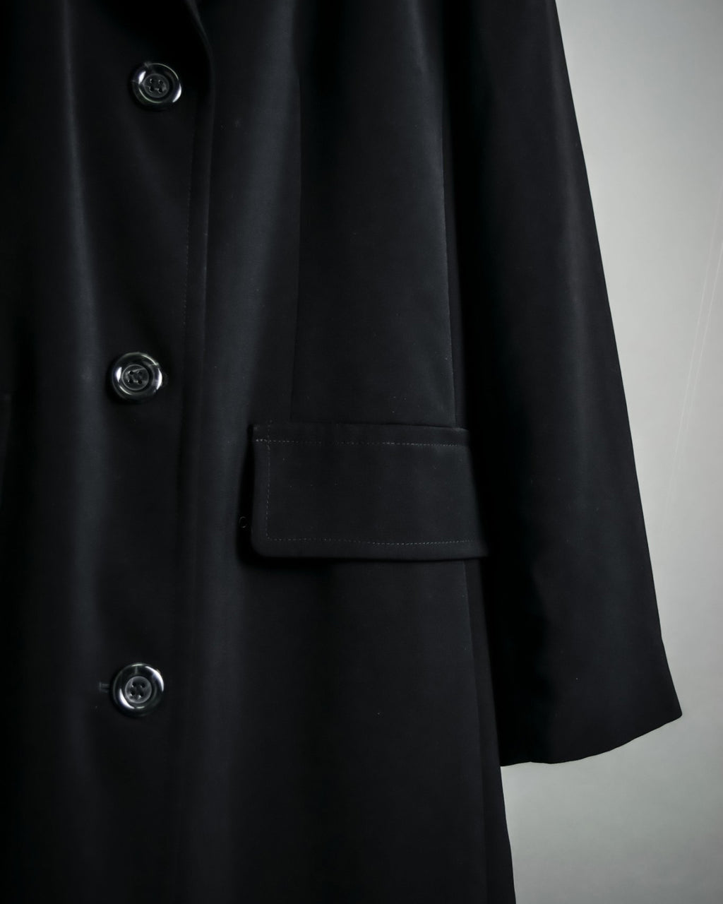 Beautiful Back Waist Drawer Coat