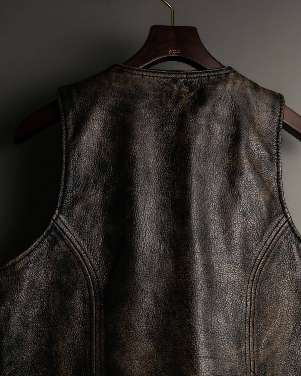 "MOOD SPECIAL" Knitting Design Dark Atmosphere Leather Vest