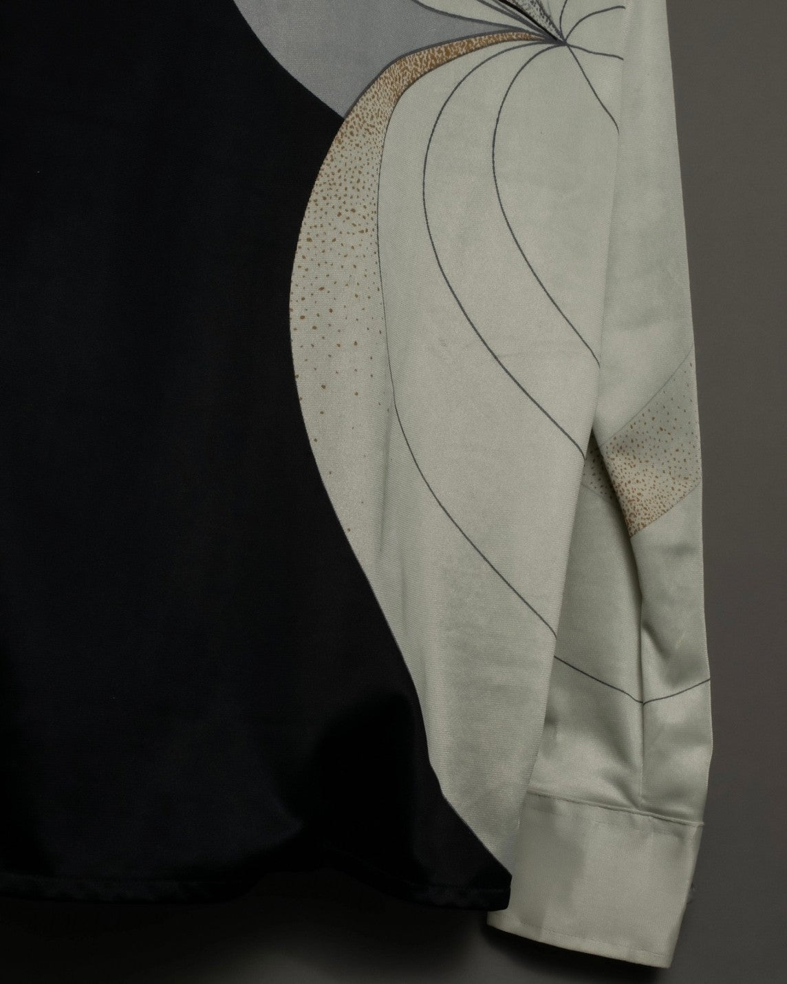 "USA" 70s Round Line Art Pattern Polyester Shirt