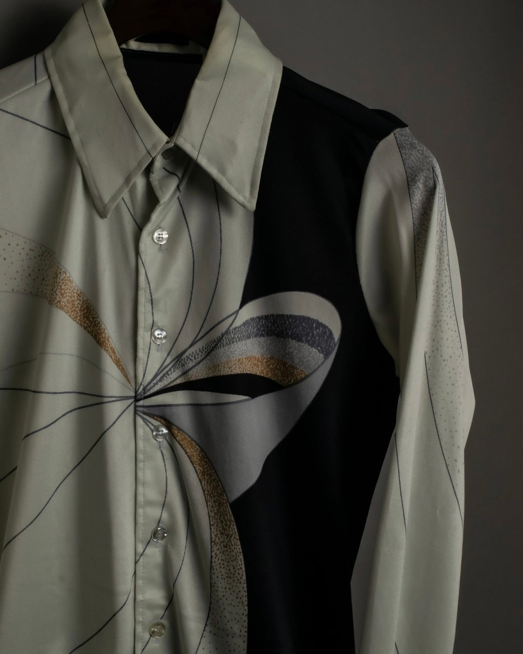 "USA" 70s Round Line Art Pattern Polyester Shirt