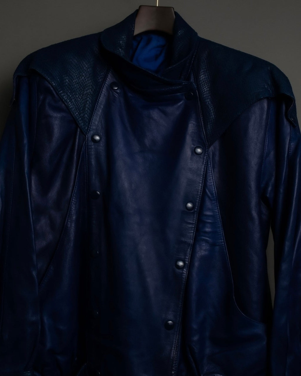 "MOOD SPECIAL" Super Ever-Changing Gimmick Blue Leather Jacket