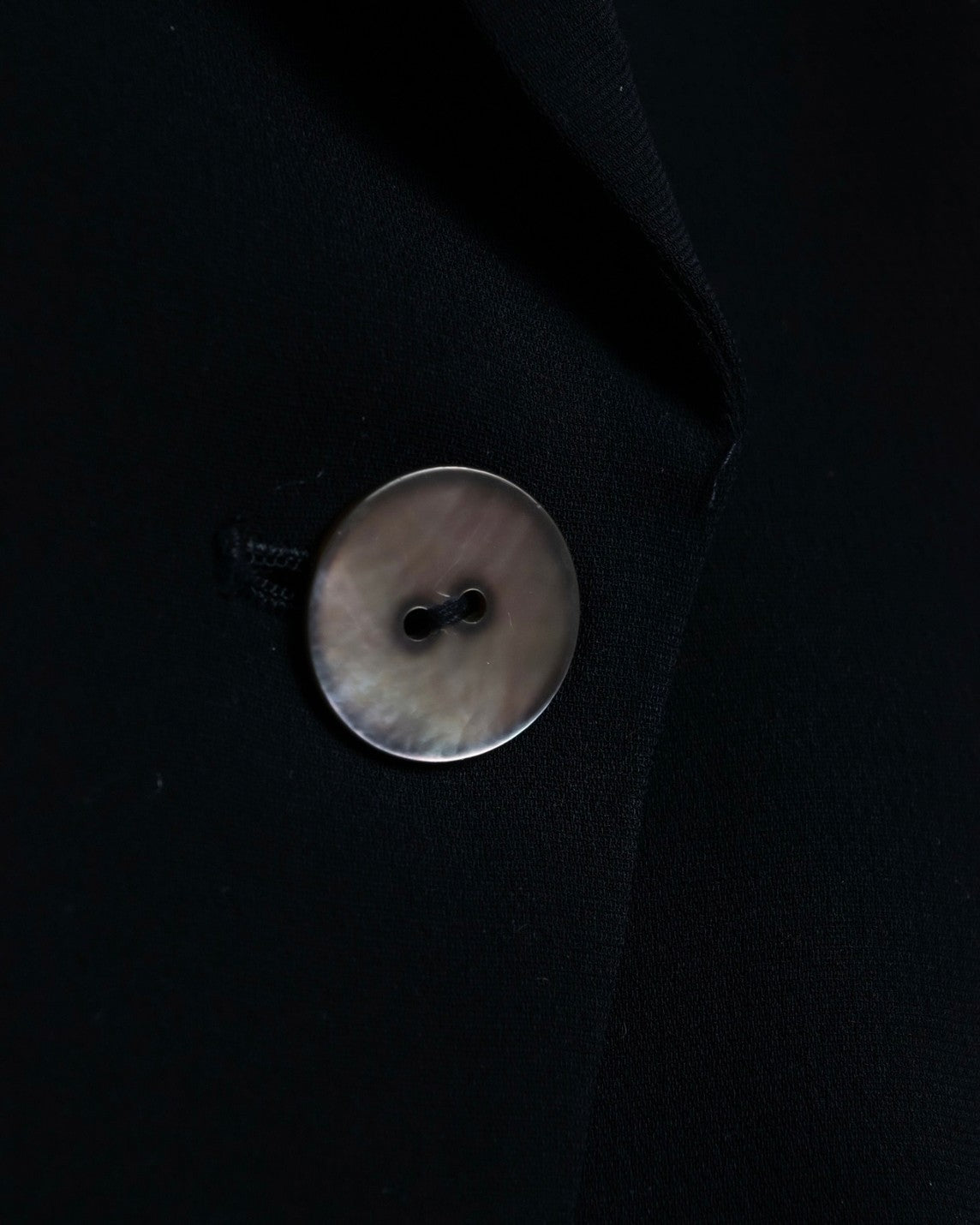 Shell Button Minimal Silhouette Design Tailored Jacket