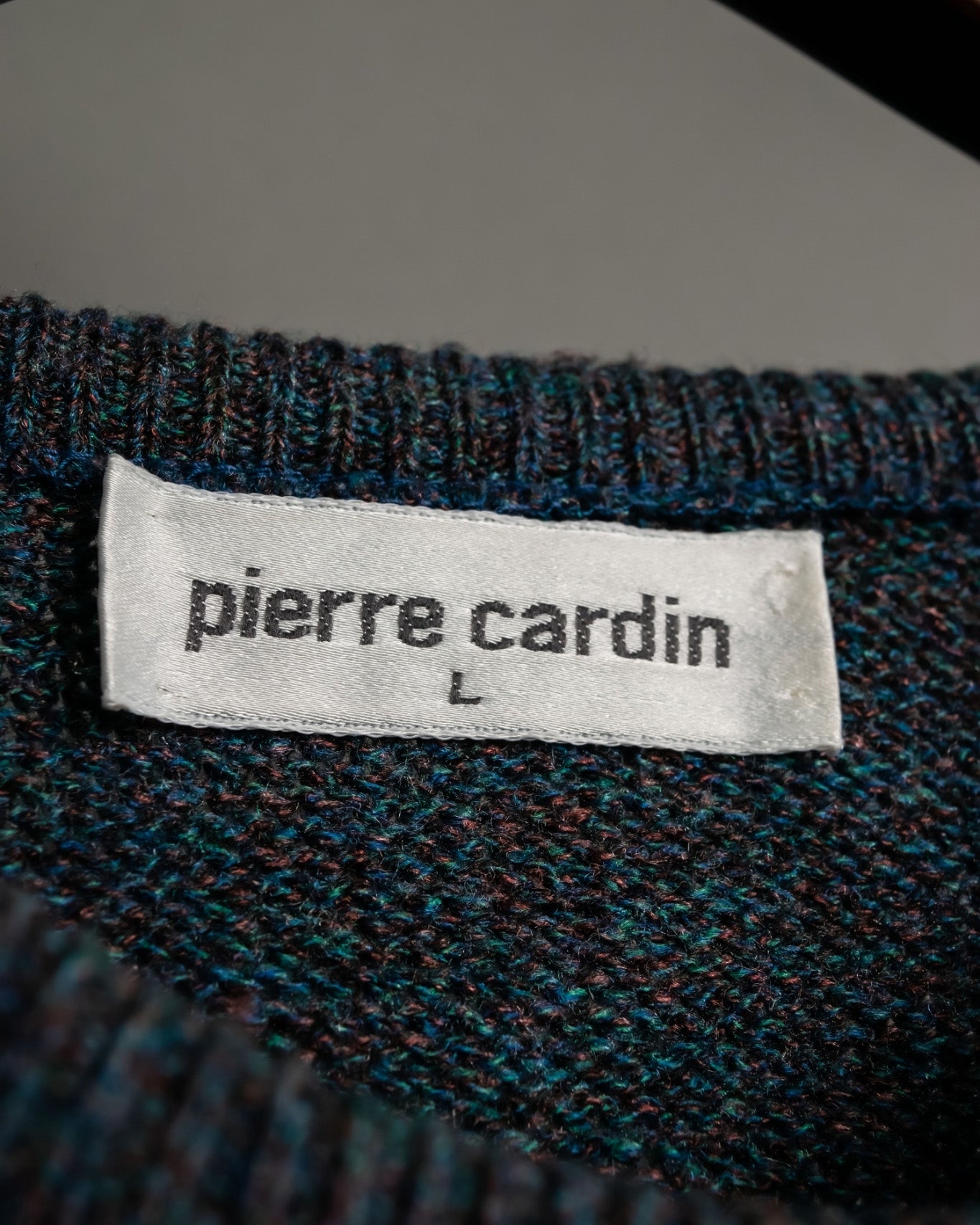 "Pierre Cardin" Three-Dimensional Knitting Dripping Diamond Knit