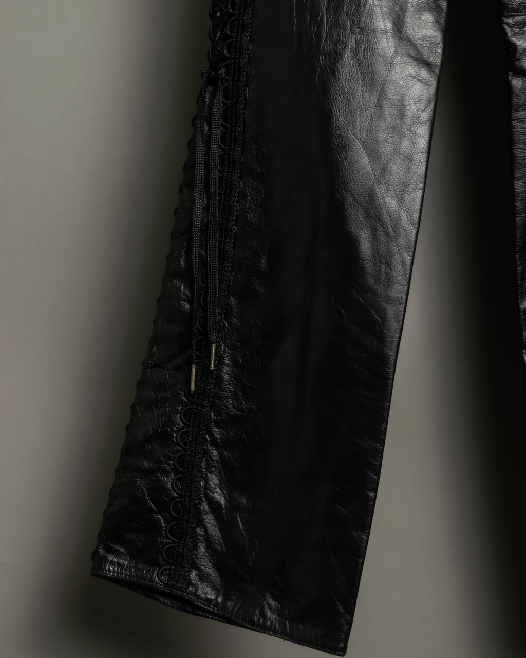 Beautiful Silhouette Lace-Up Leather Pants