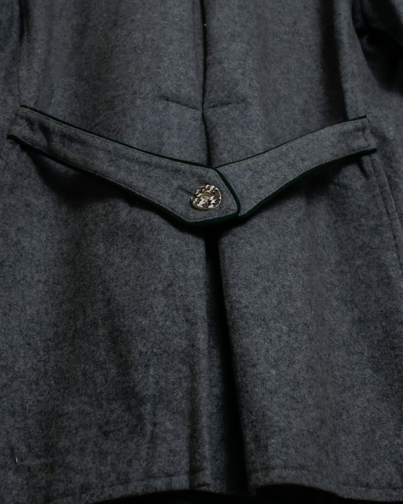 Well-tailored Tyrolean Tailored Jacket