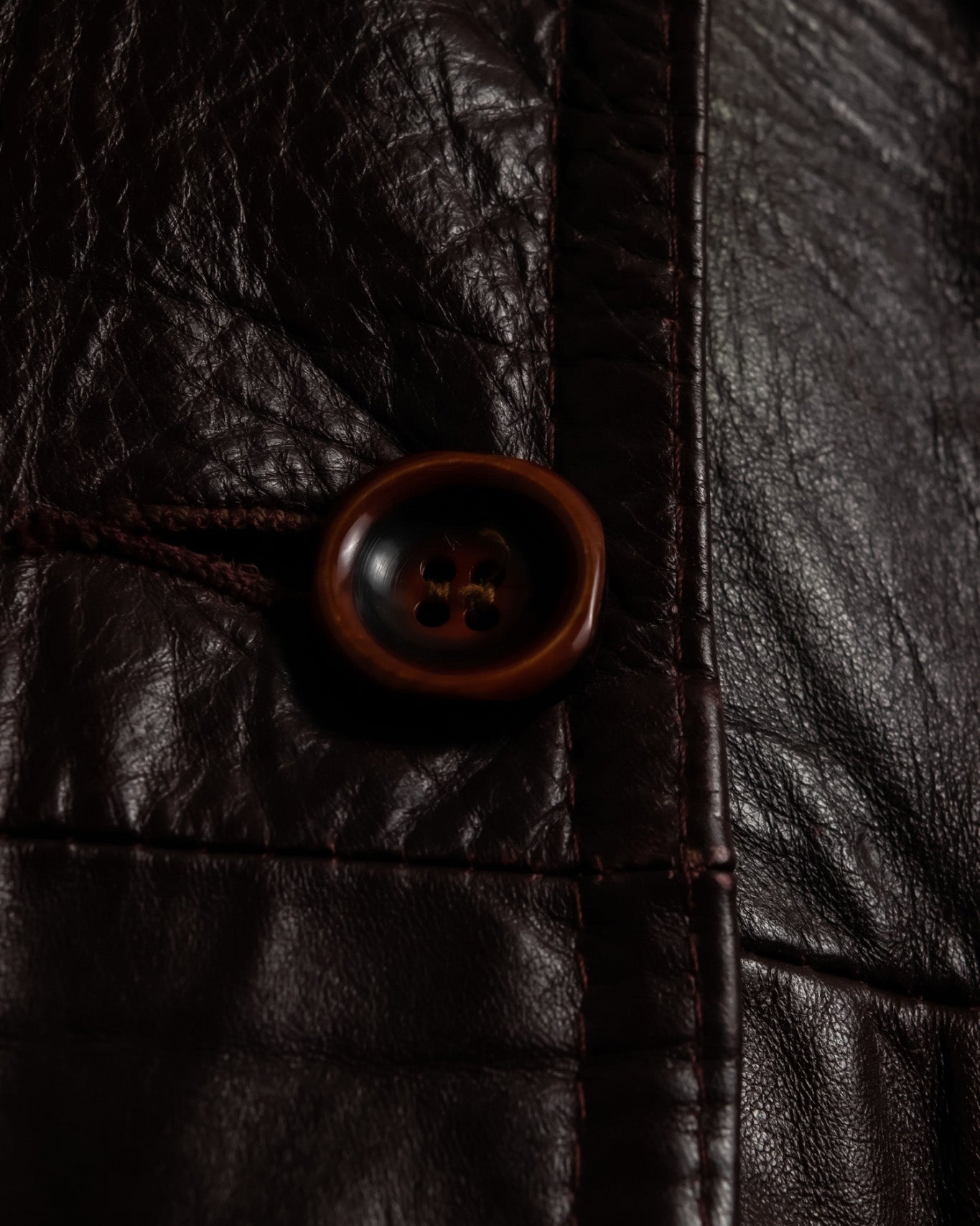 "MADE IN CANADA" 1970s Wine Red Leather Slim Coat