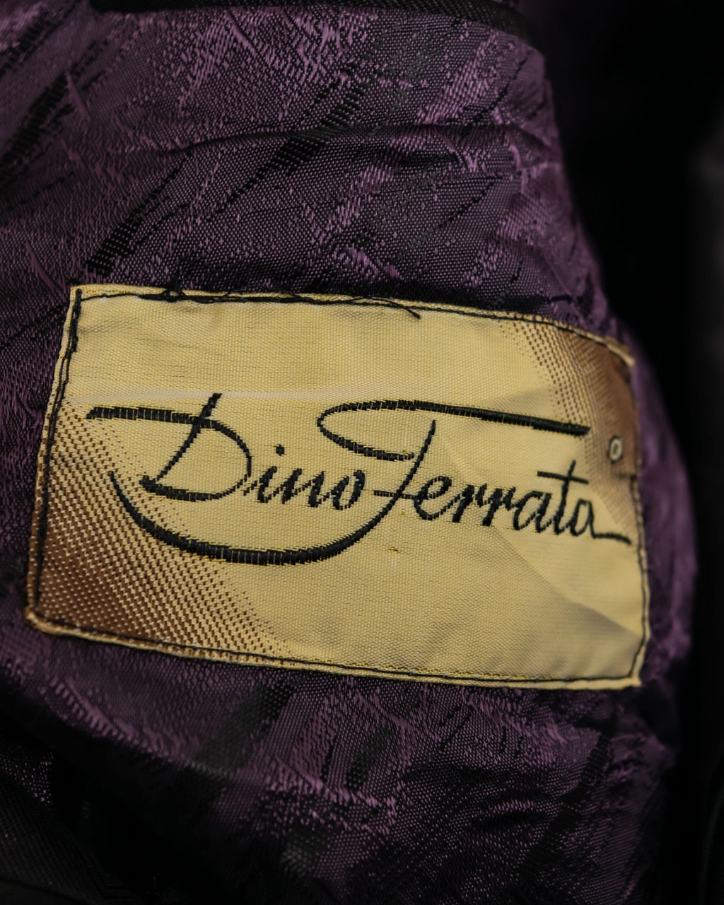 Back Slim Silhouette Short Length Jacket