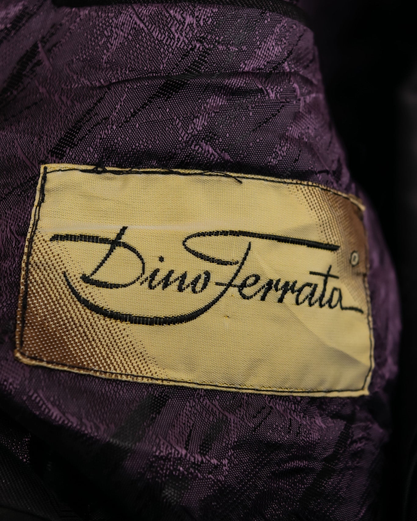 Back Slim Silhouette Short Length Jacket