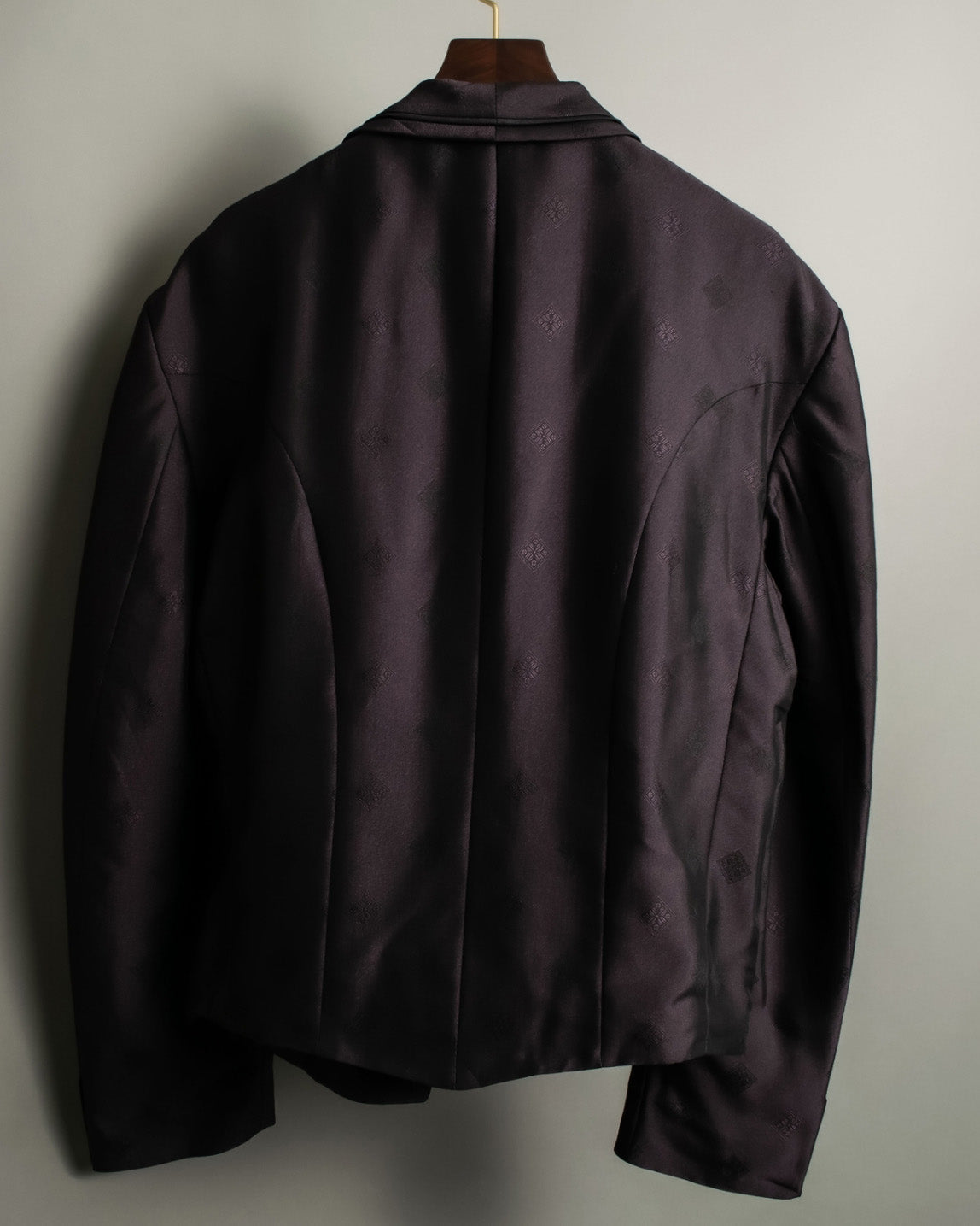 Back Slim Silhouette Short Length Jacket