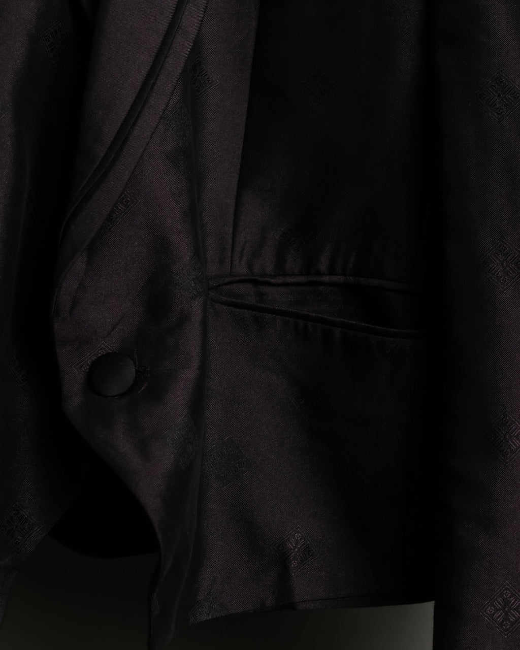 Back Slim Silhouette Short Length Jacket