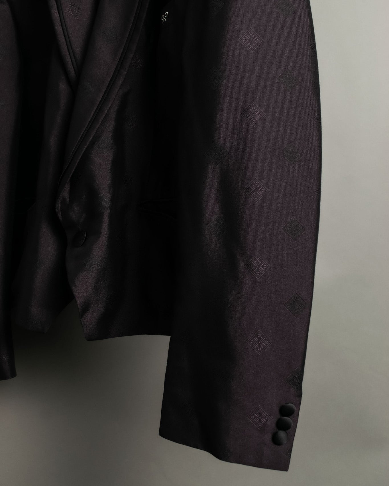 Back Slim Silhouette Short Length Jacket