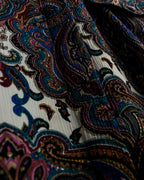 Bicolor Beautiful Paisley Pattern Shirt