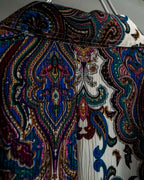 Bicolor Beautiful Paisley Pattern Shirt