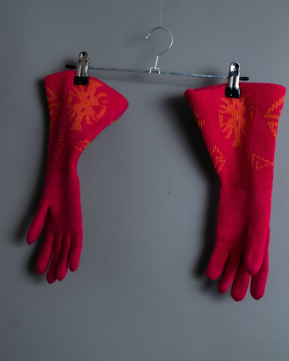 "MOOD SPECIAL" Beautiful Silhouette Unique Pattern New Wool Knit