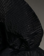 Scale Design Fabric Bellows Fold Food Coat