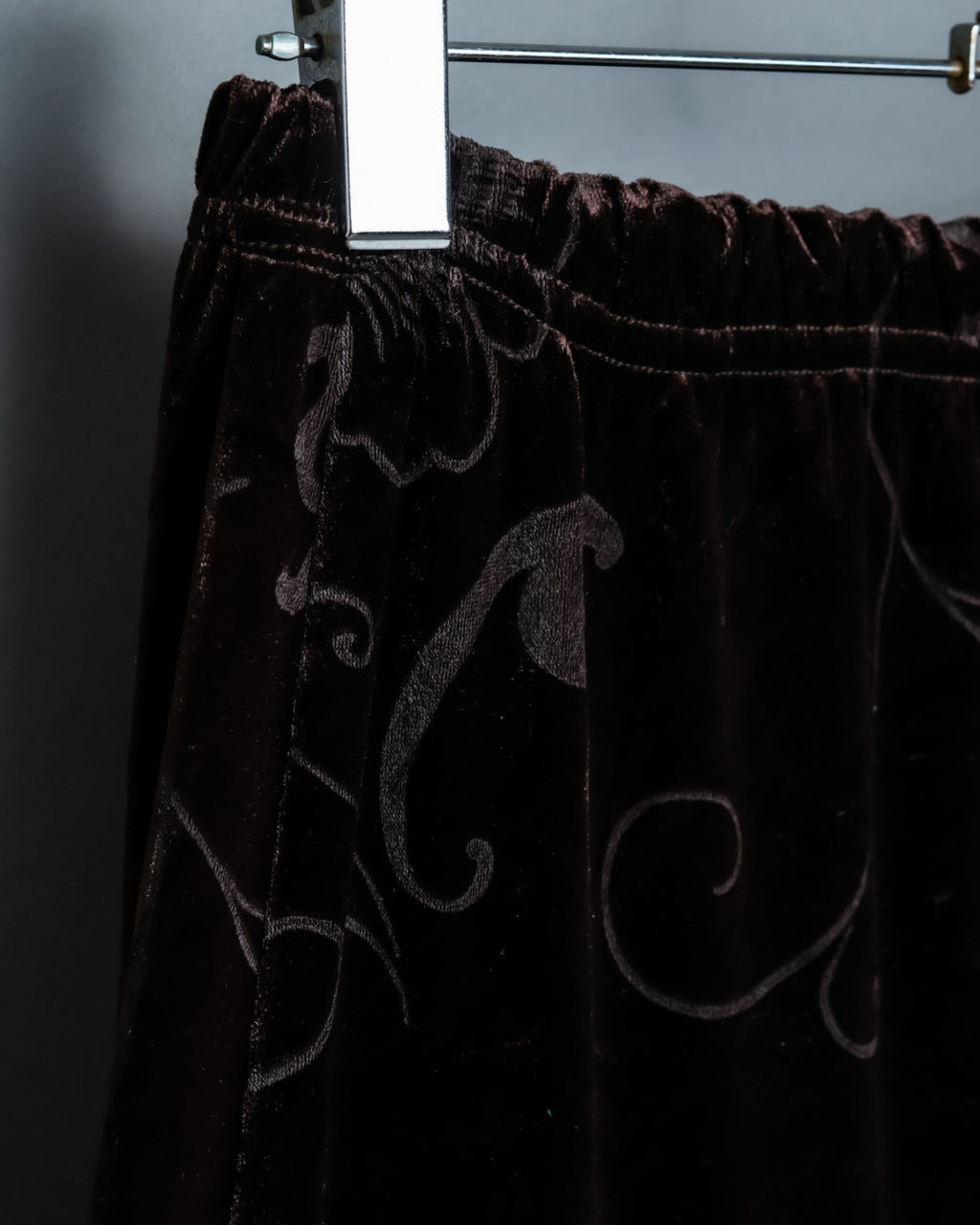 Sculpture Flower Velour Dark Brown Unisex Skirt