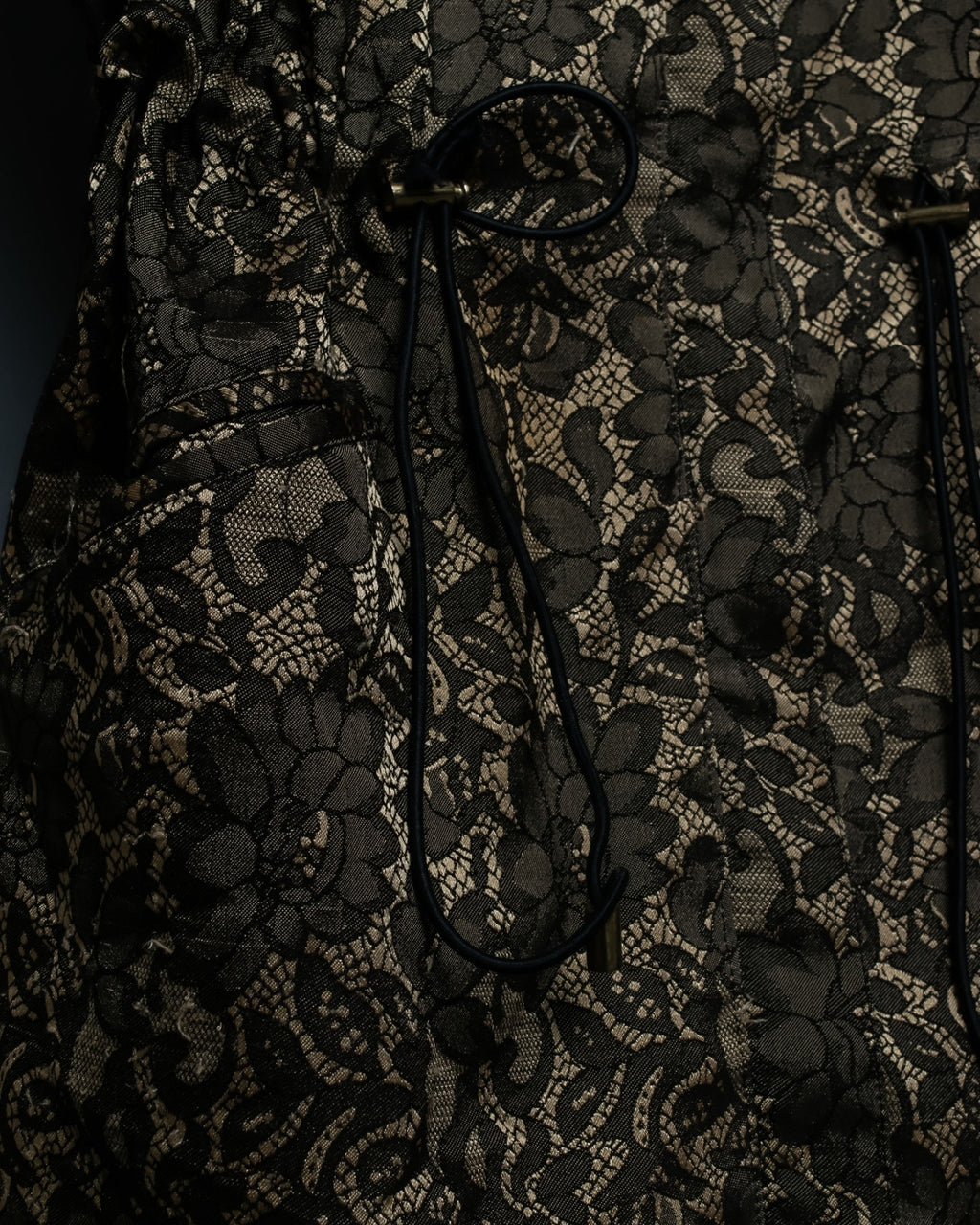 Dull Glossy Jacquard Aperture Variable Jacket