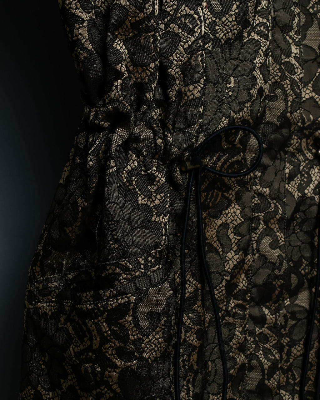 Dull Glossy Jacquard Aperture Variable Jacket