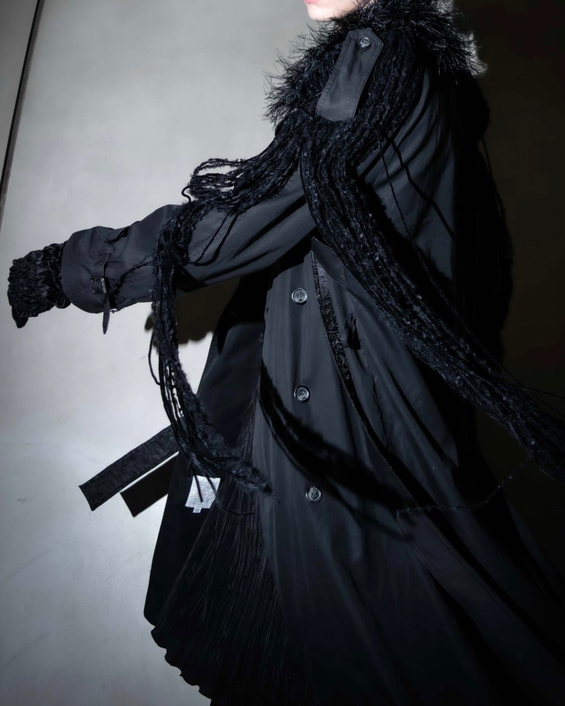 MOOD SPECIAL Art Peace Maxi Length Fur Collar Fringe Coat