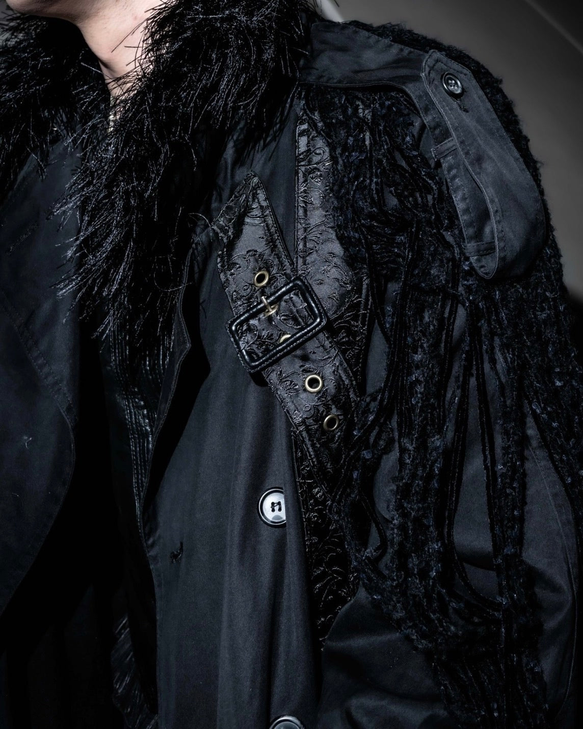 MOOD SPECIAL Art Peace Maxi Length Fur Collar Fringe Coat