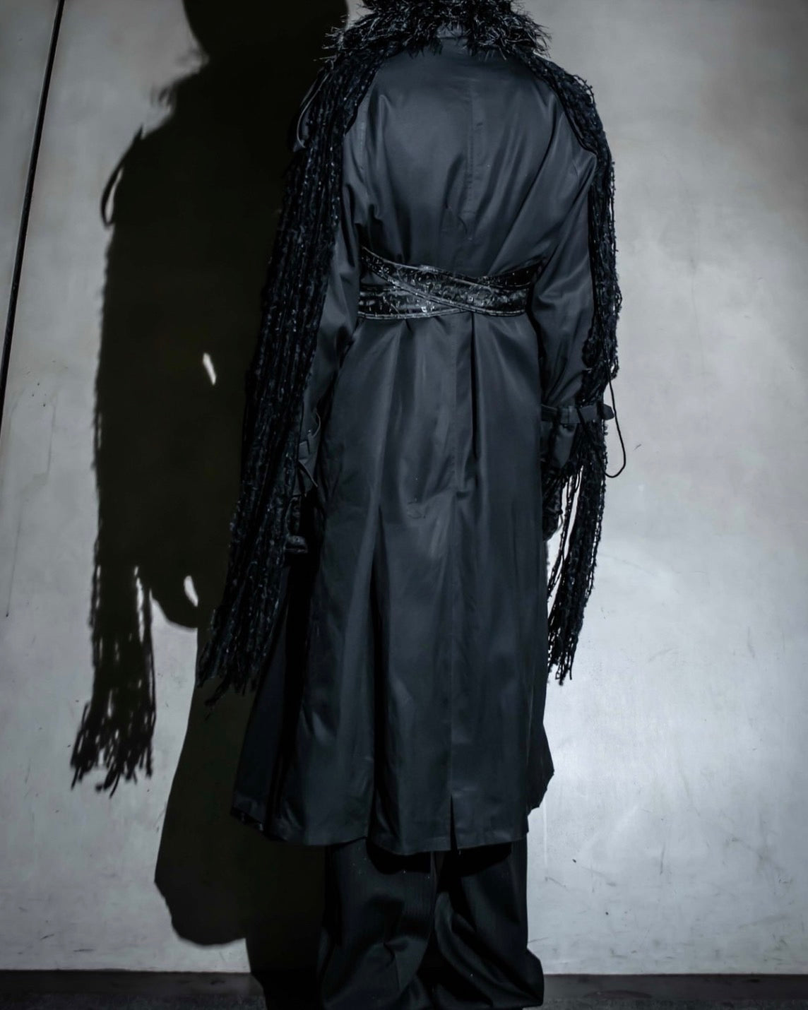 MOOD SPECIAL Art Peace Maxi Length Fur Collar Fringe Coat