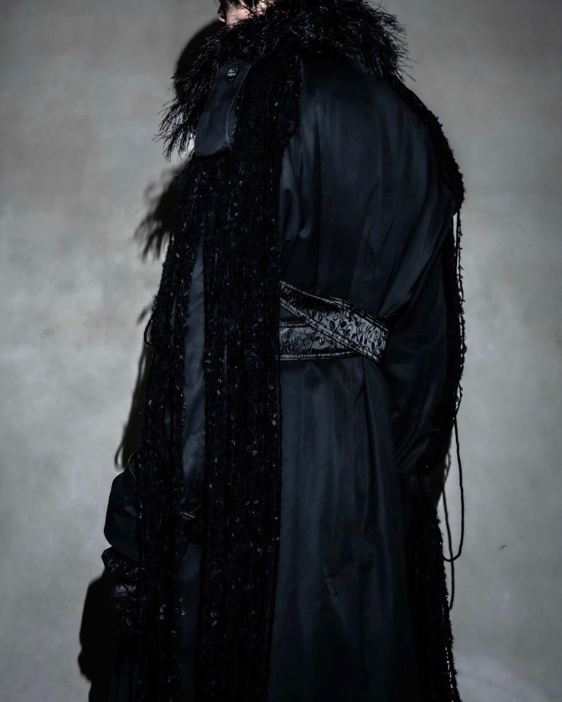 MOOD SPECIAL Art Peace Maxi Length Fur Collar Fringe Coat