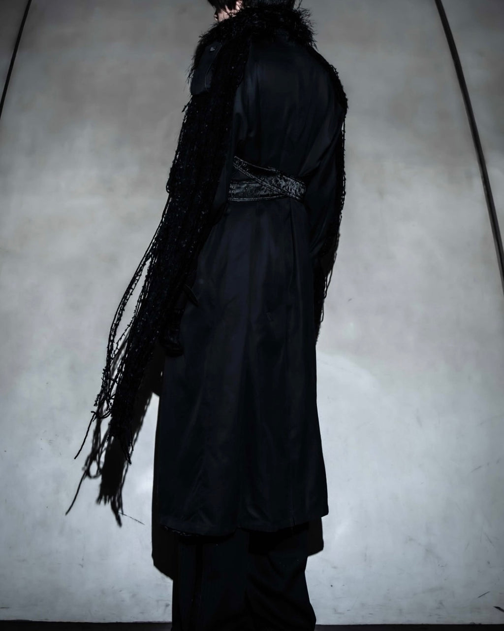 MOOD SPECIAL Art Peace Maxi Length Fur Collar Fringe Coat