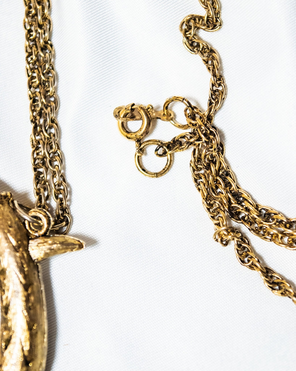 Dragon scale necklace