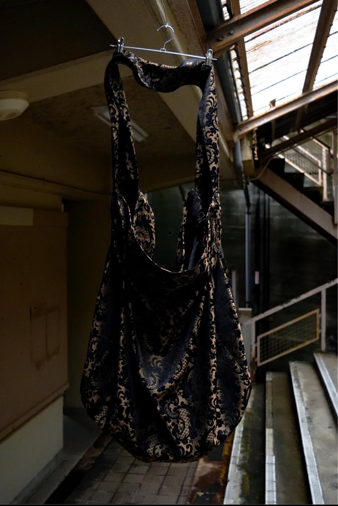 "Authority series"  Jacquard Shoulder Bag  : Gold