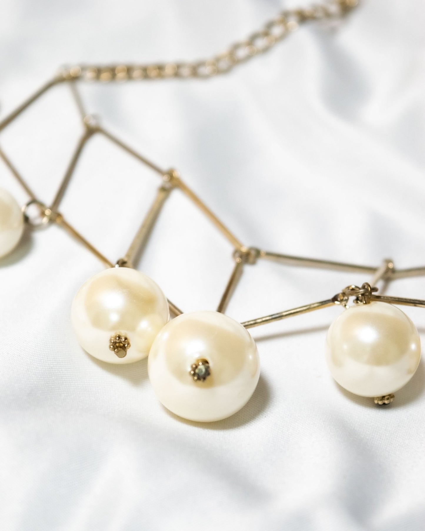 White Big Perls necklace