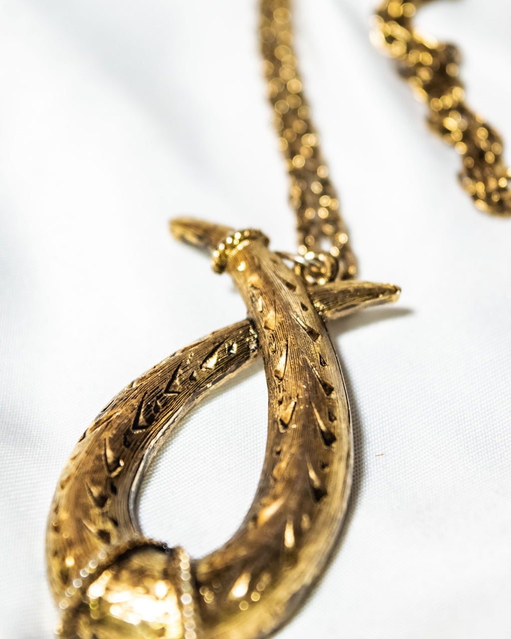 Dragon scale necklace