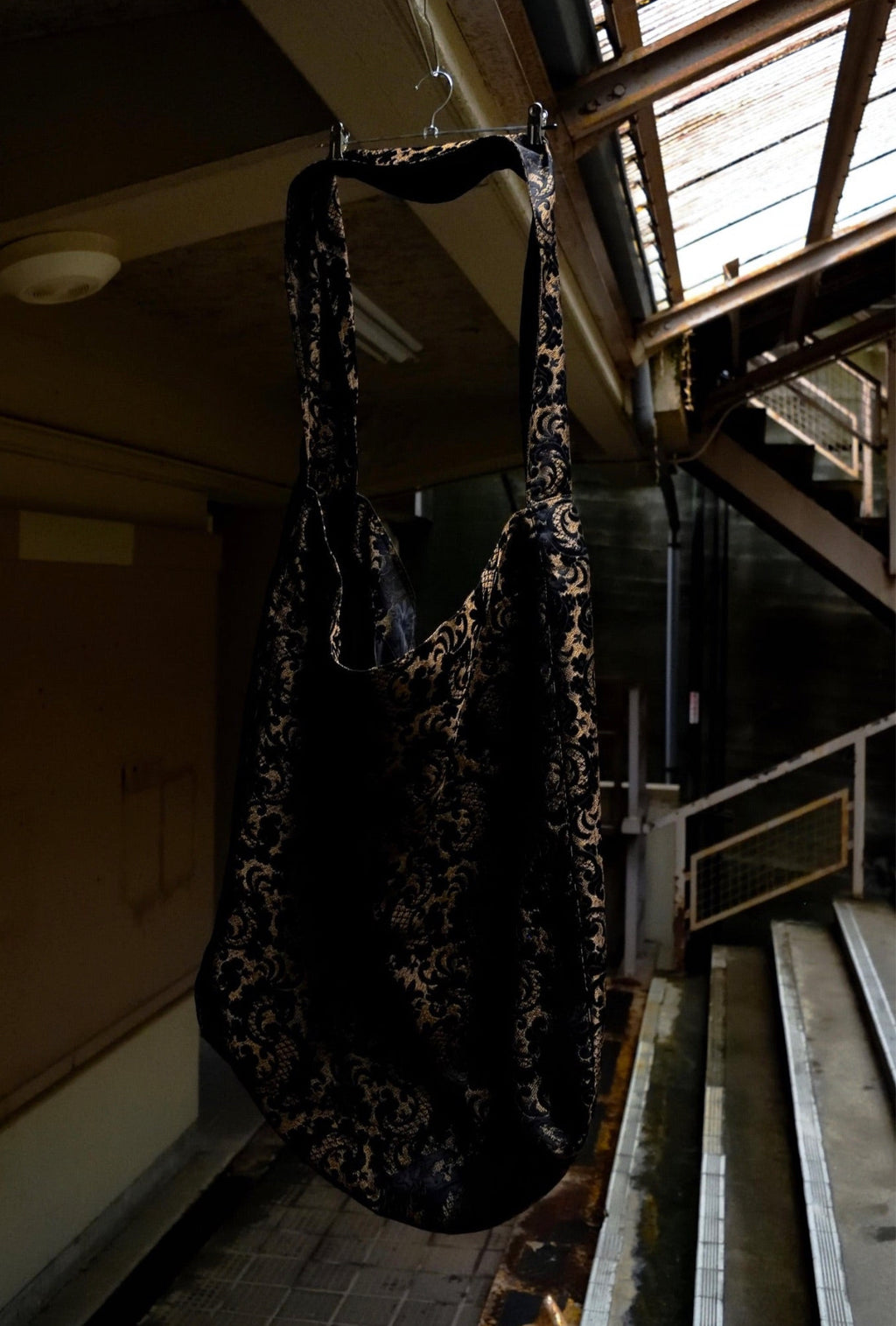 "Authority series"  Jacquard Shoulder Bag  : Gold