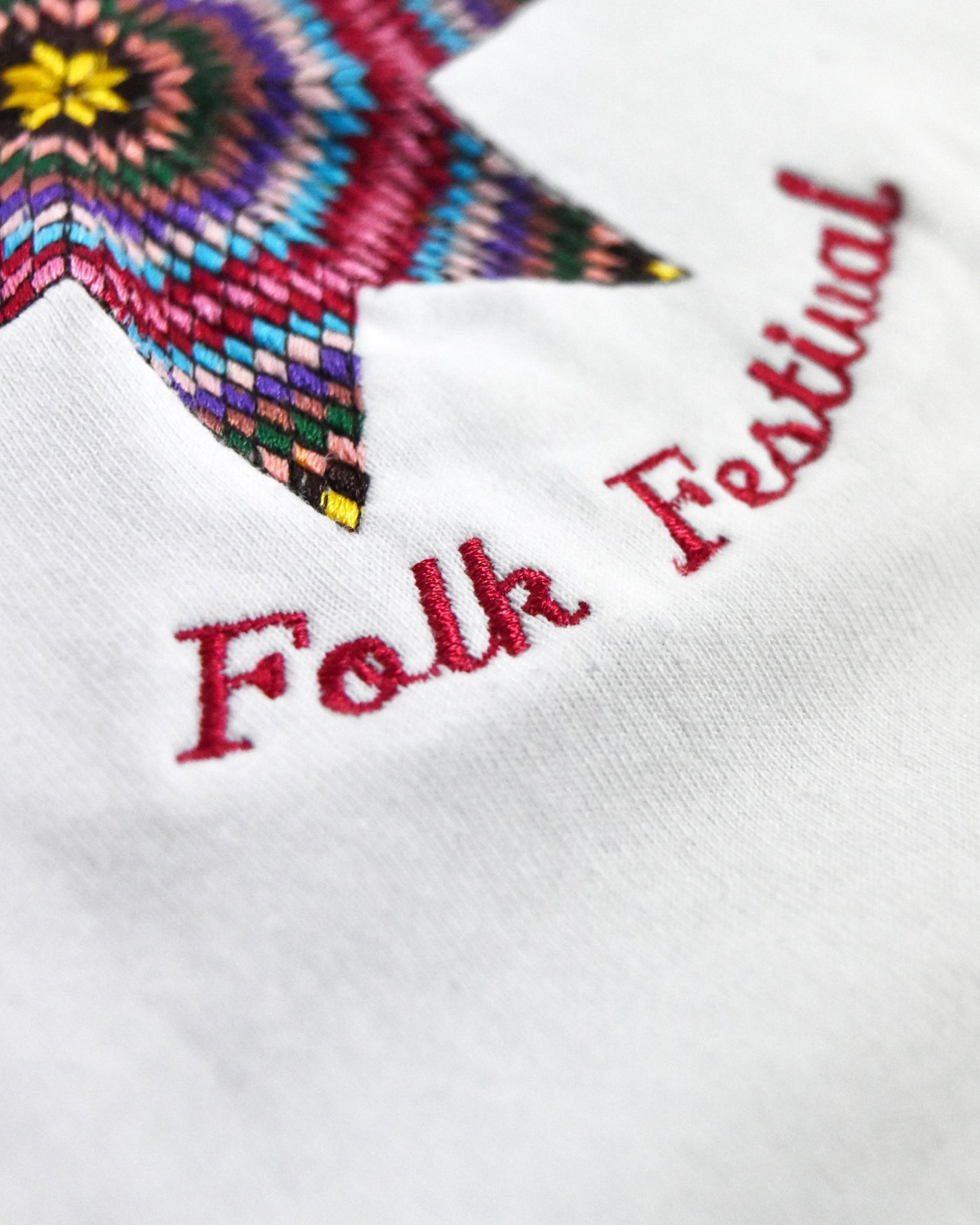 Three-dimensional embroidery t-shirt