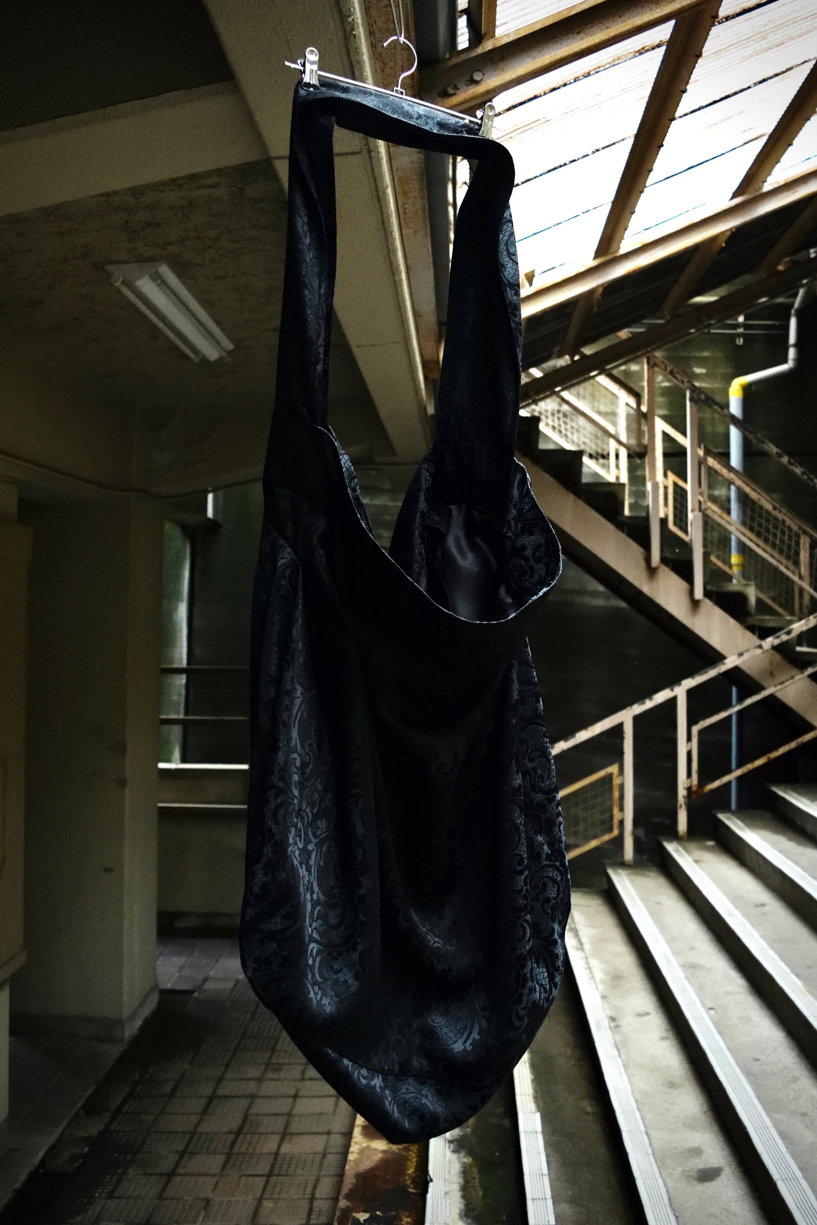 "Authority series"  Jacquard Shoulder Bag : Khaki