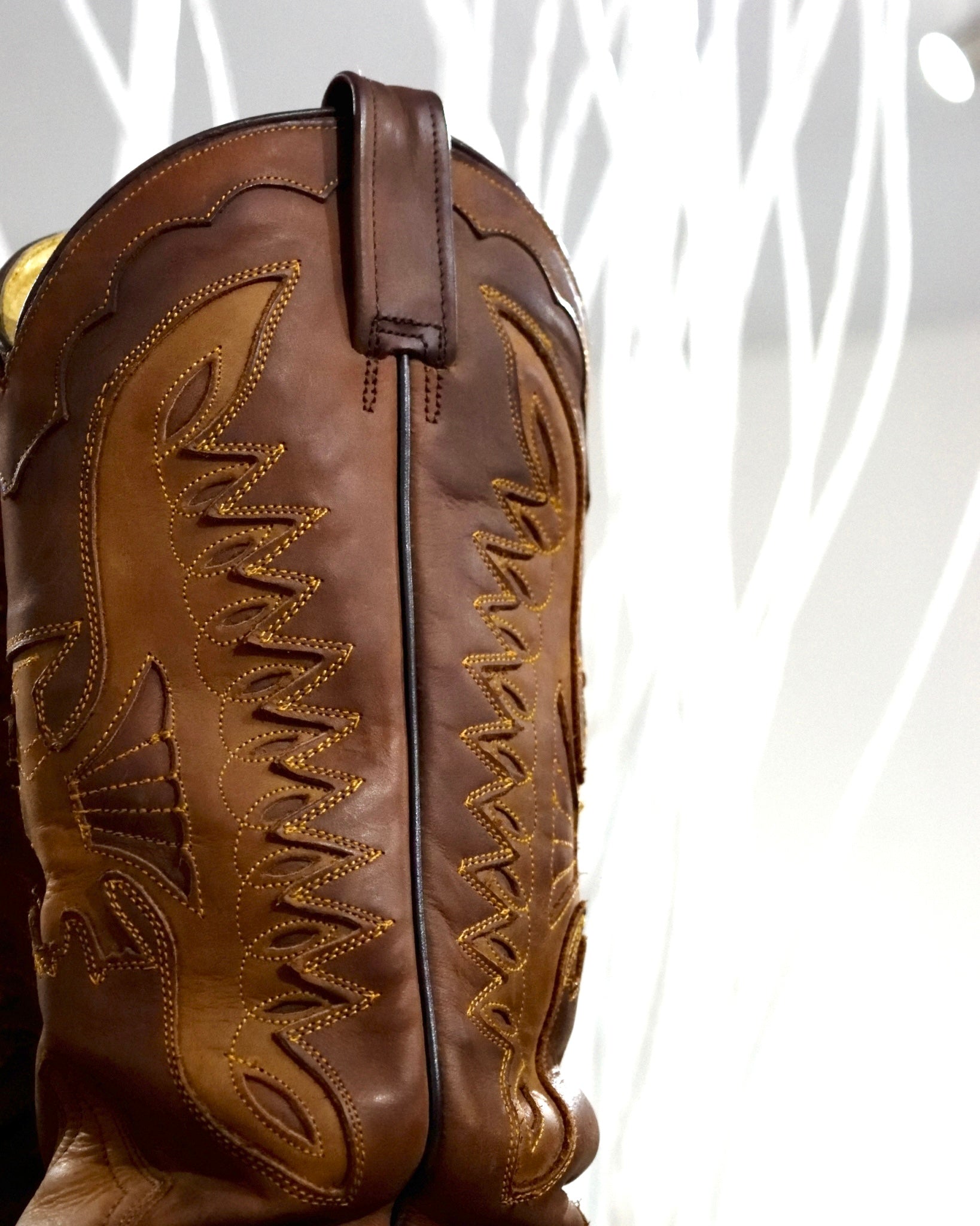 “MOOD SPECIAL”棕色鹰西部靴