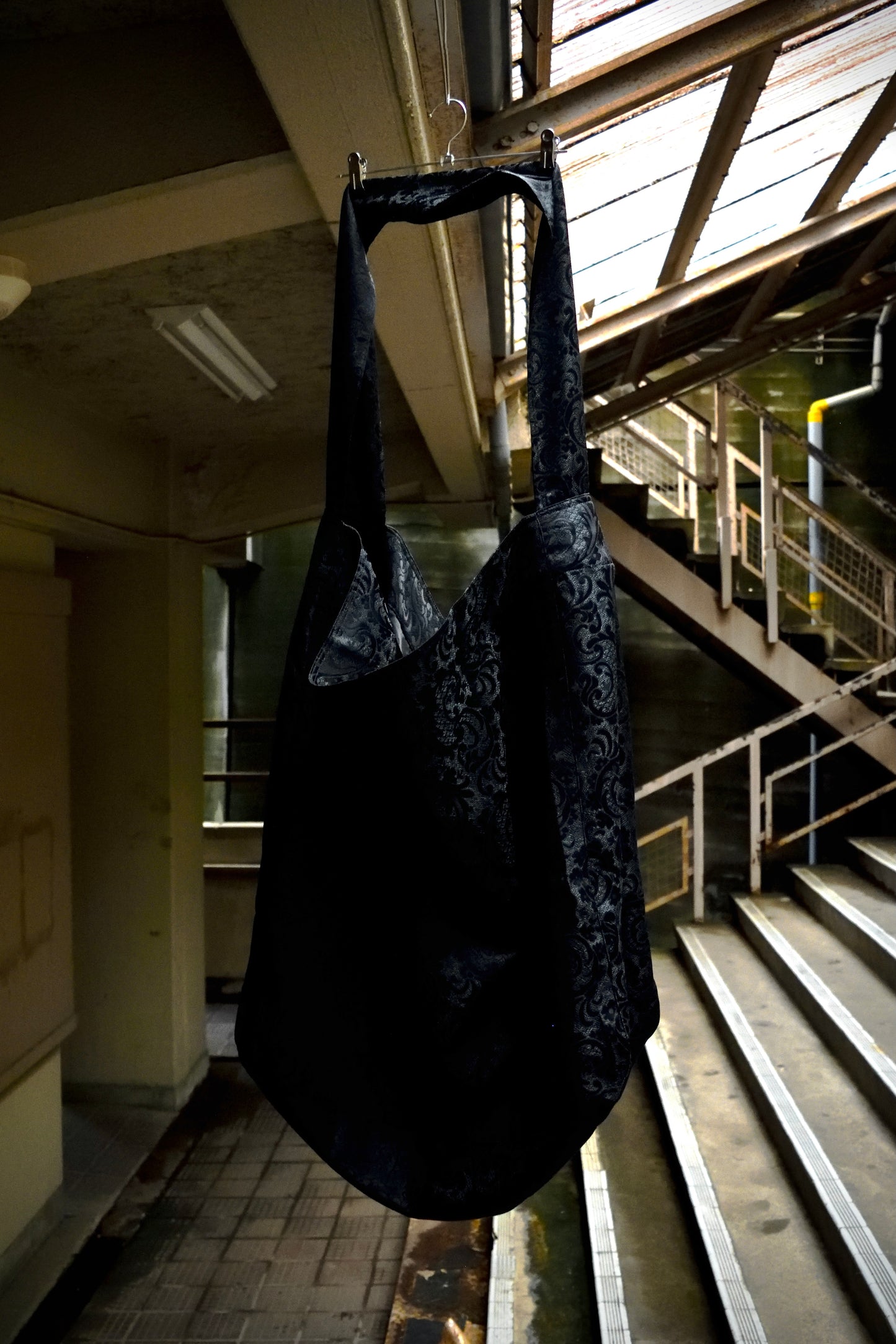 "Authority series"  Jacquard Shoulder Bag : Khaki